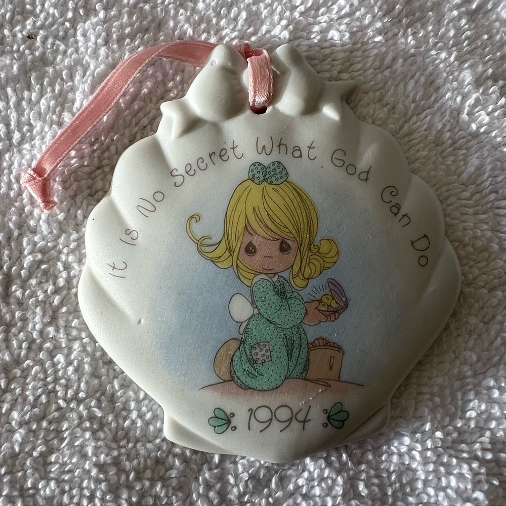 Precious Moments 1994 Christmas Ornament: “It’s no secret what God can do”